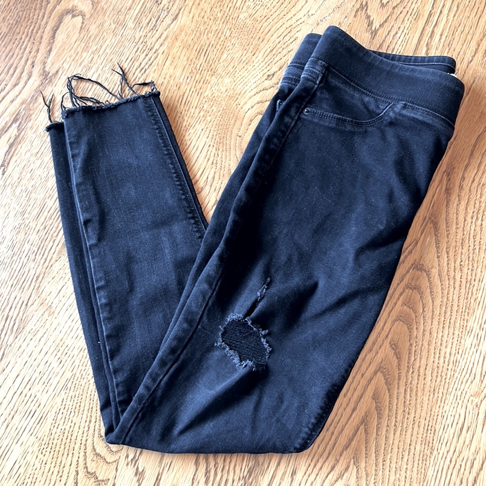 [OLD NAVY] Rockstar Super Skinny Jegging Mid Rise Distressed slip on jeans